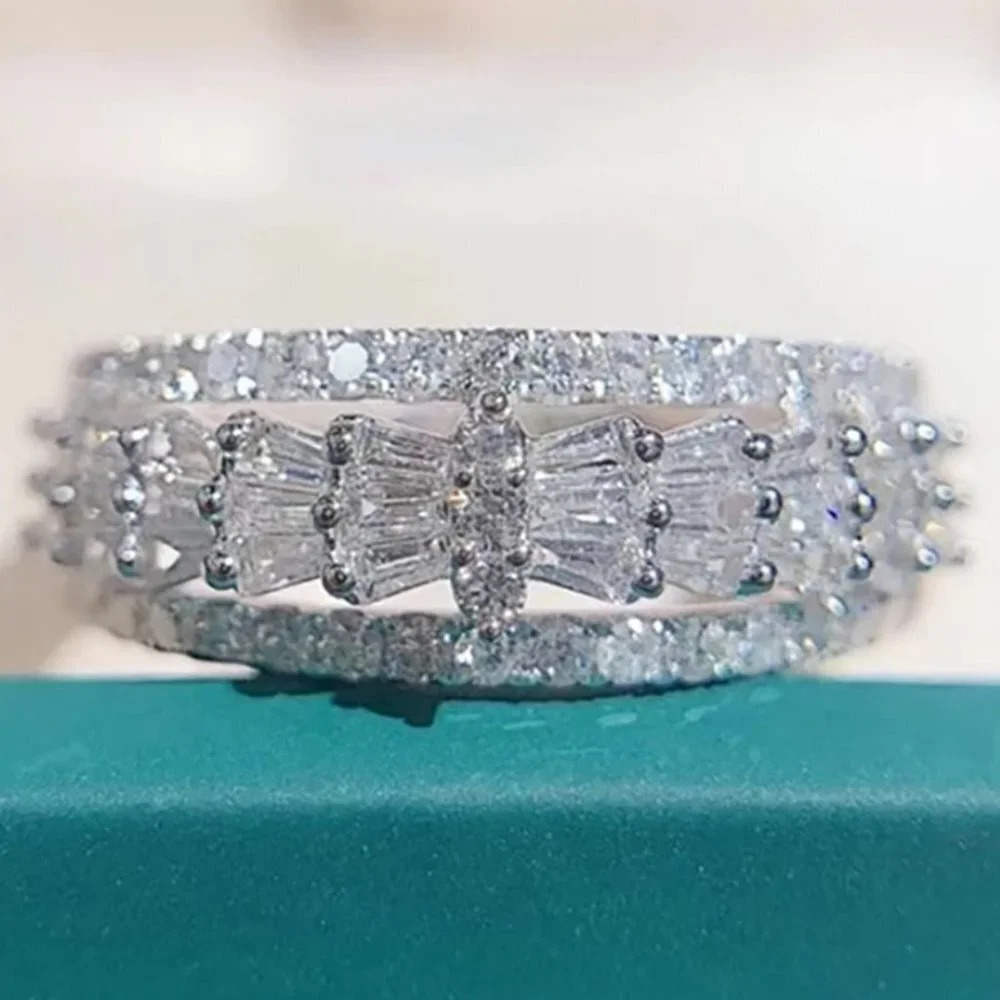 💥   925 Silver Plated 4A Round Cut CZ Ring for Women, FB16FA1169
